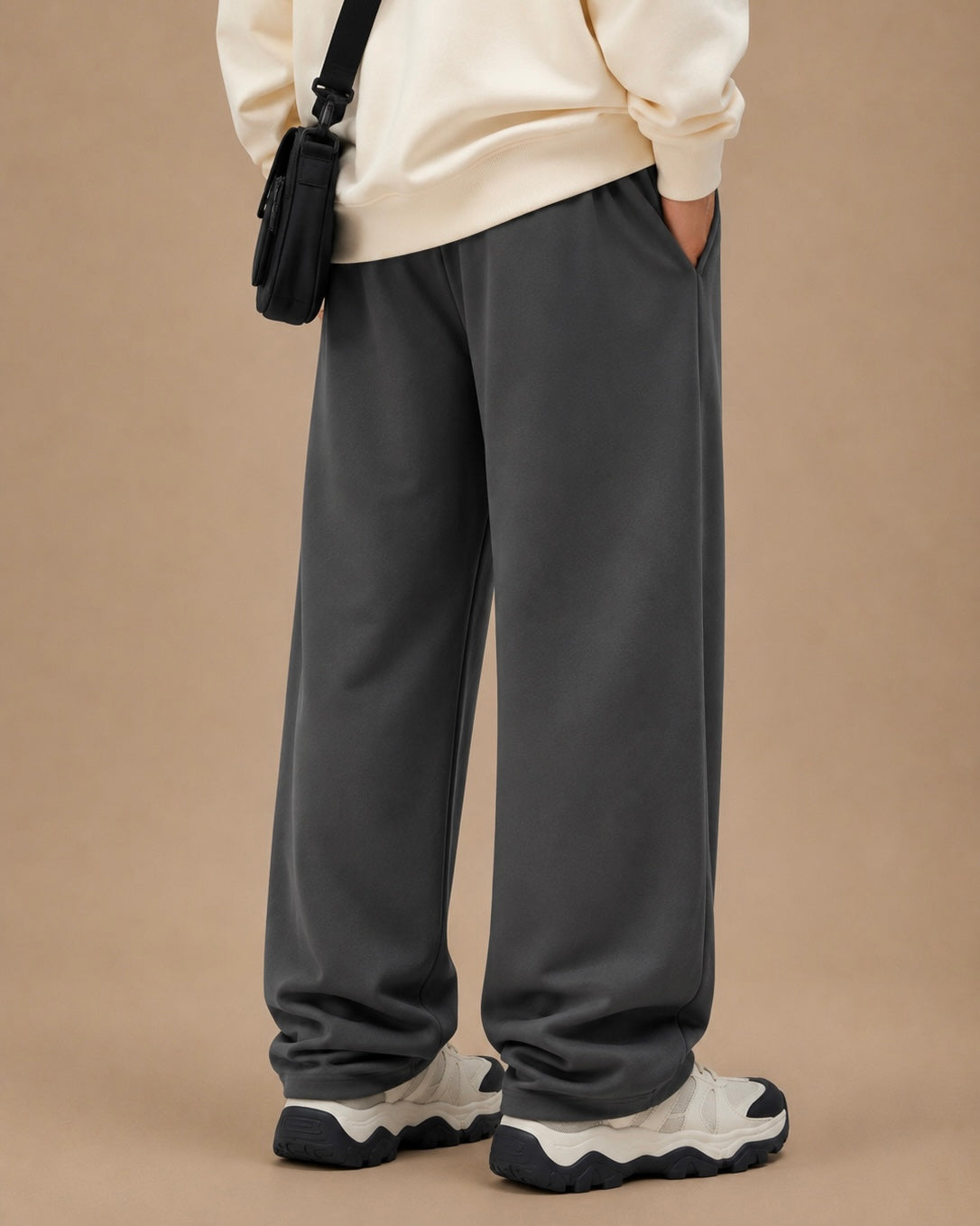 QUANSH SWEATPANTS (DARK GRAY)